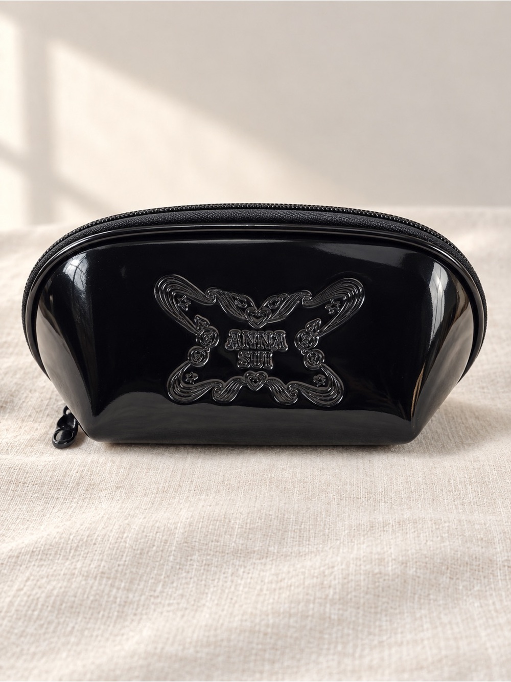 Vintage Anna Sui Black Glossy Eyeglass Case – Purple Lining & Rose Detail